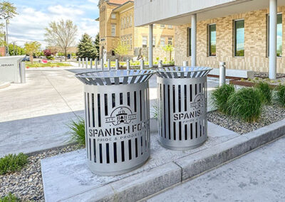 Commercial Trash Receptacles For Cities
